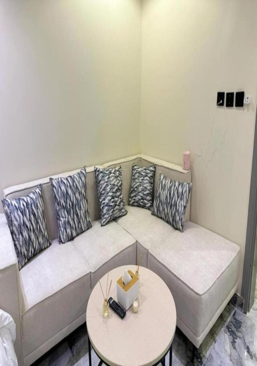 أستديو بدخول ذكي الربوة Apartment *